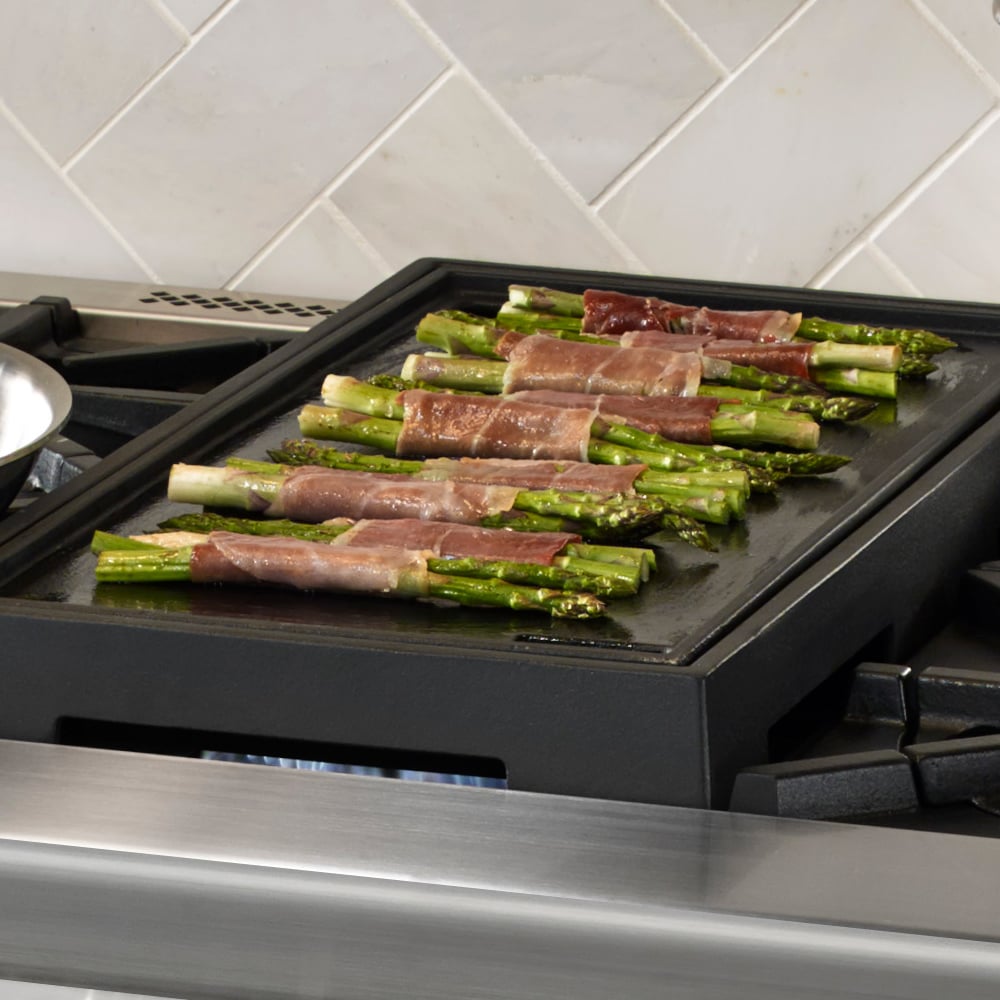 Interchangeable System: Griddle Plate Only 700904 %>